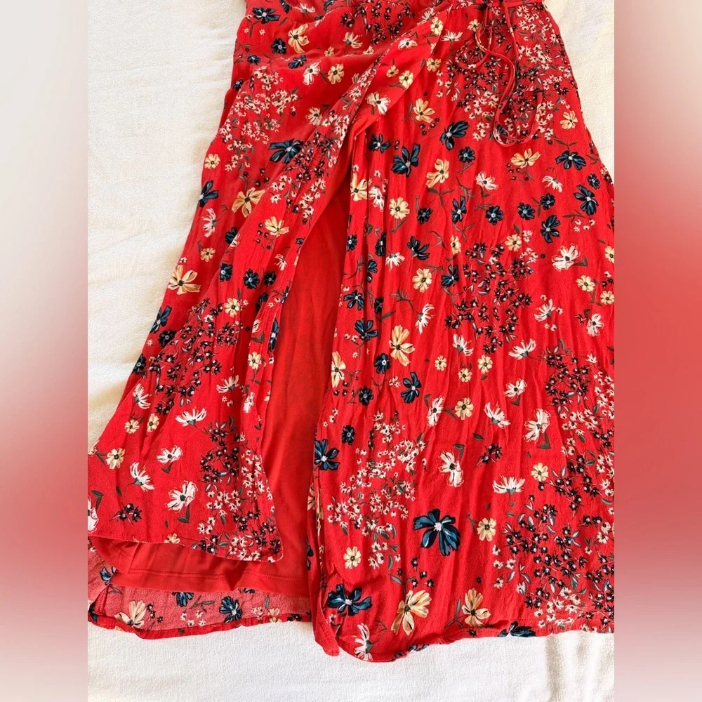 Cottagecore Red Floral Flowy Boho Tomato Midi Wrap Dress Feminine Size 8 H&M - Picture 5 of 15